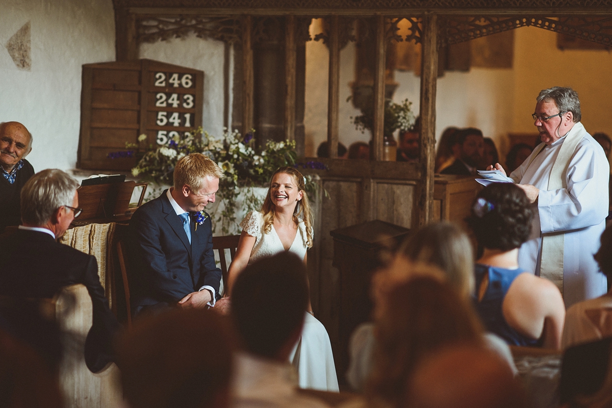 24 Laure de Sagazan rural idylic wedding Brecon Beacons