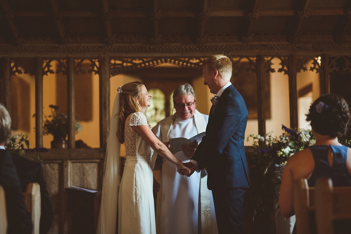 26 Laure de Sagazan rural idylic wedding Brecon Beacons