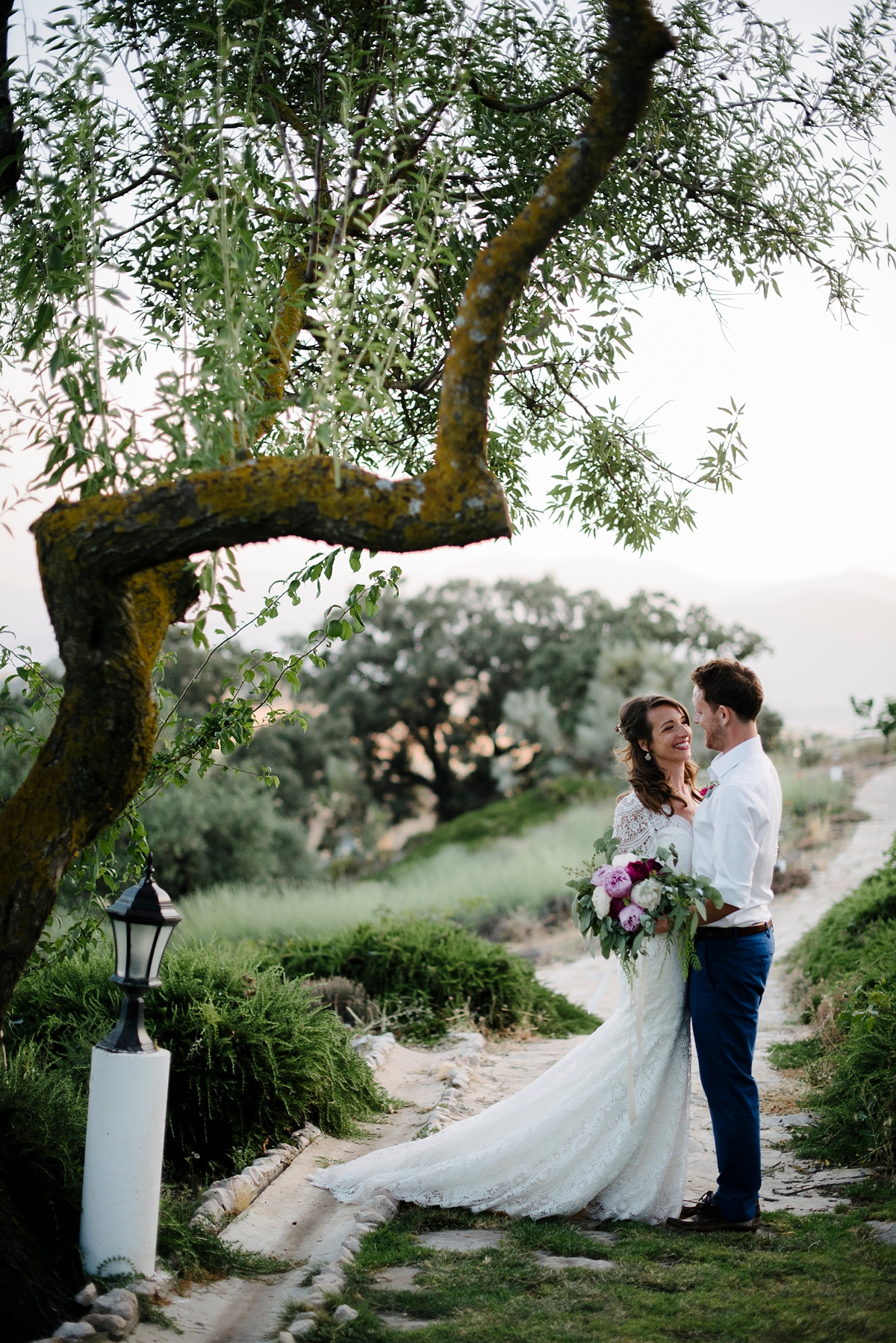 26 Wtoo by Watters bohemian outdoor wedding