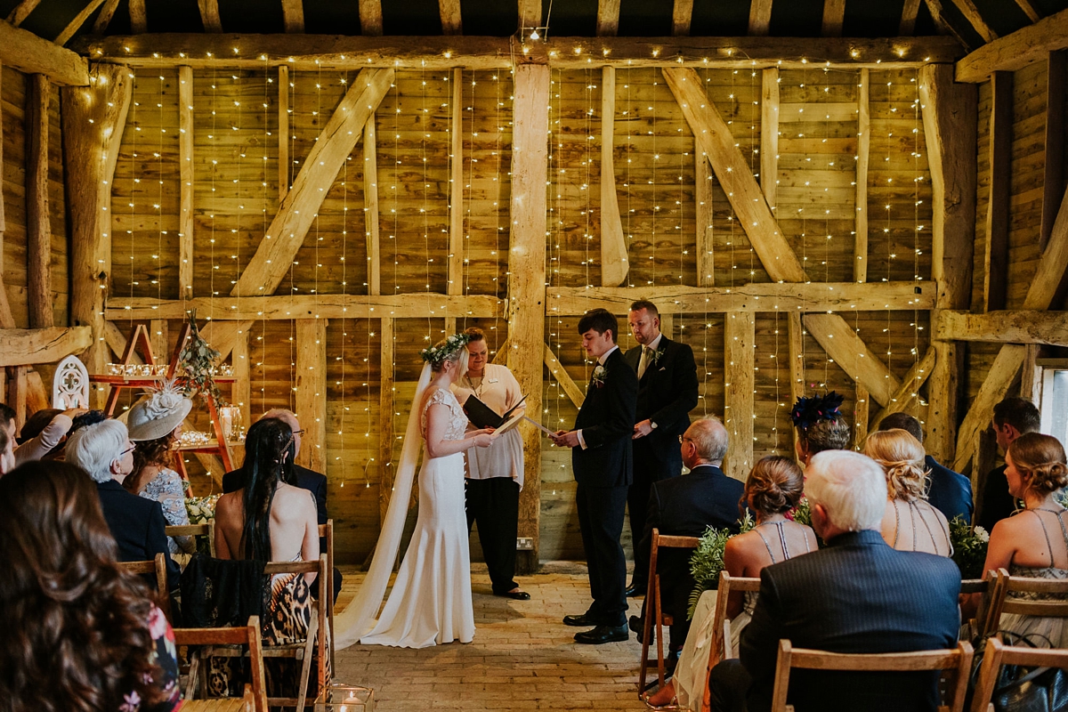 30 Rime Arodaky bride rainy day farm wedding