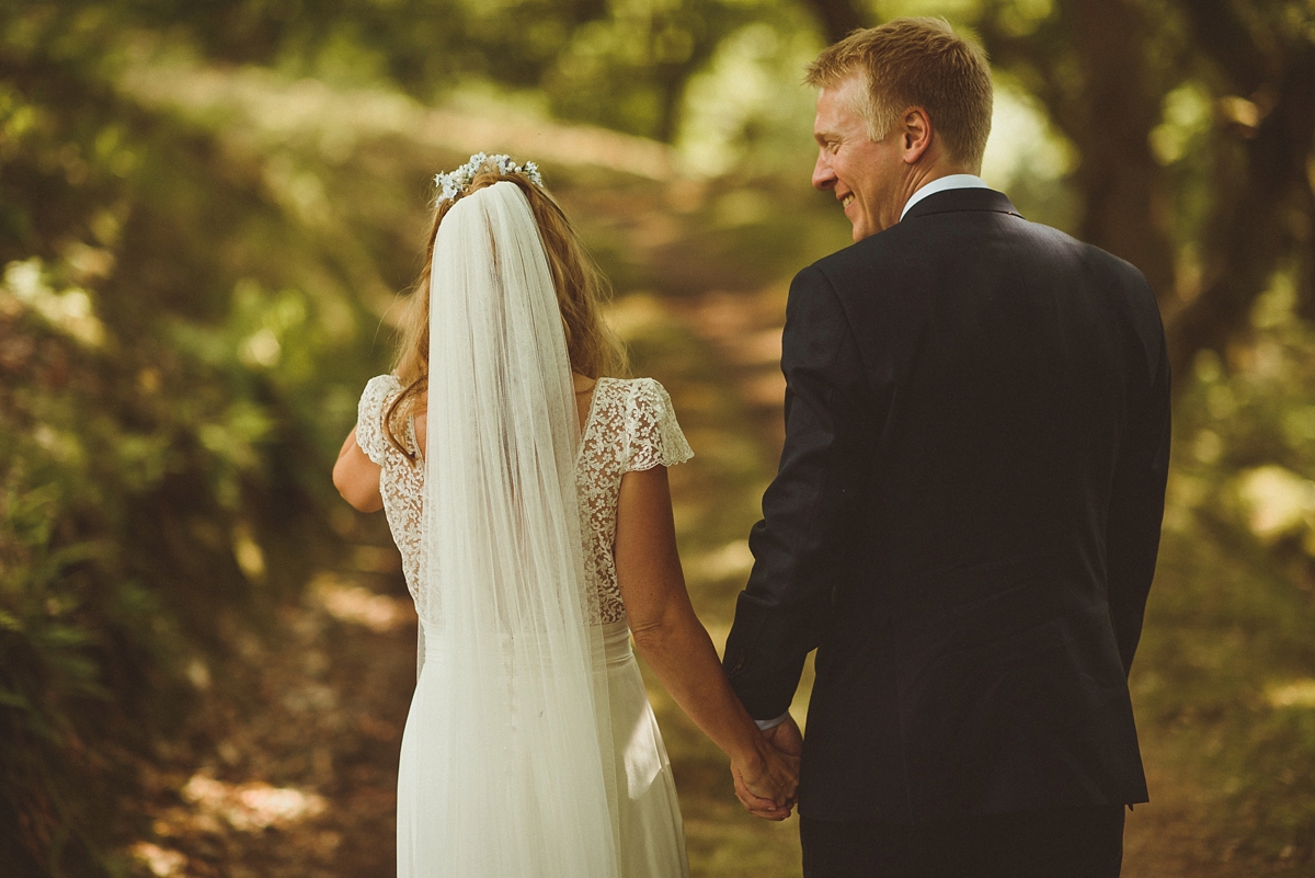 40 Laure de Sagazan rural idylic wedding Brecon Beacons