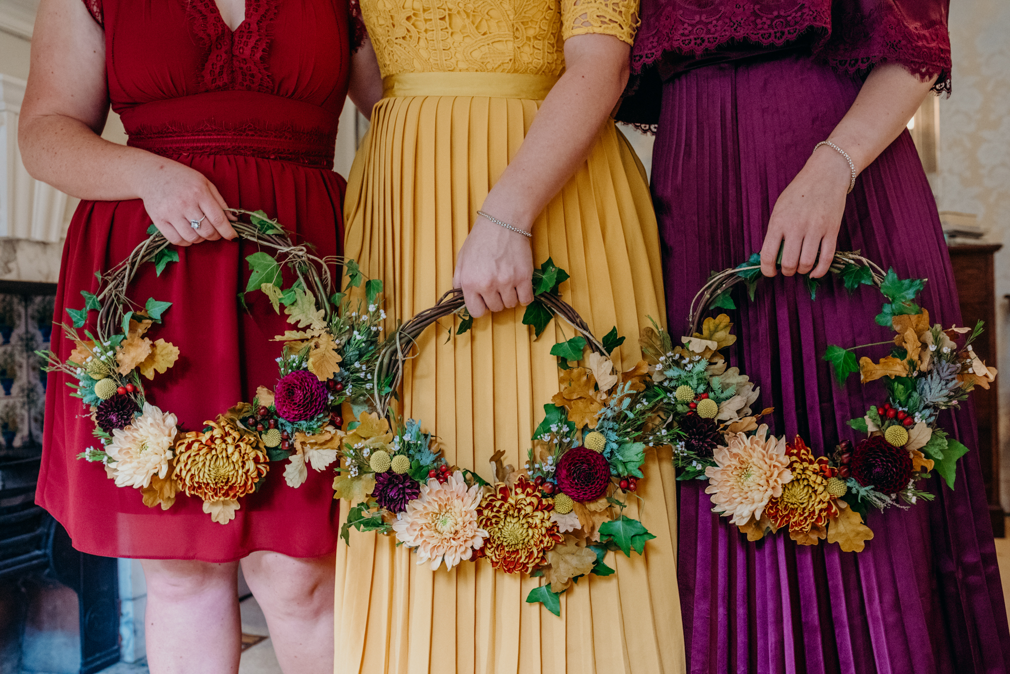 01 bridesmaids with floral hoops