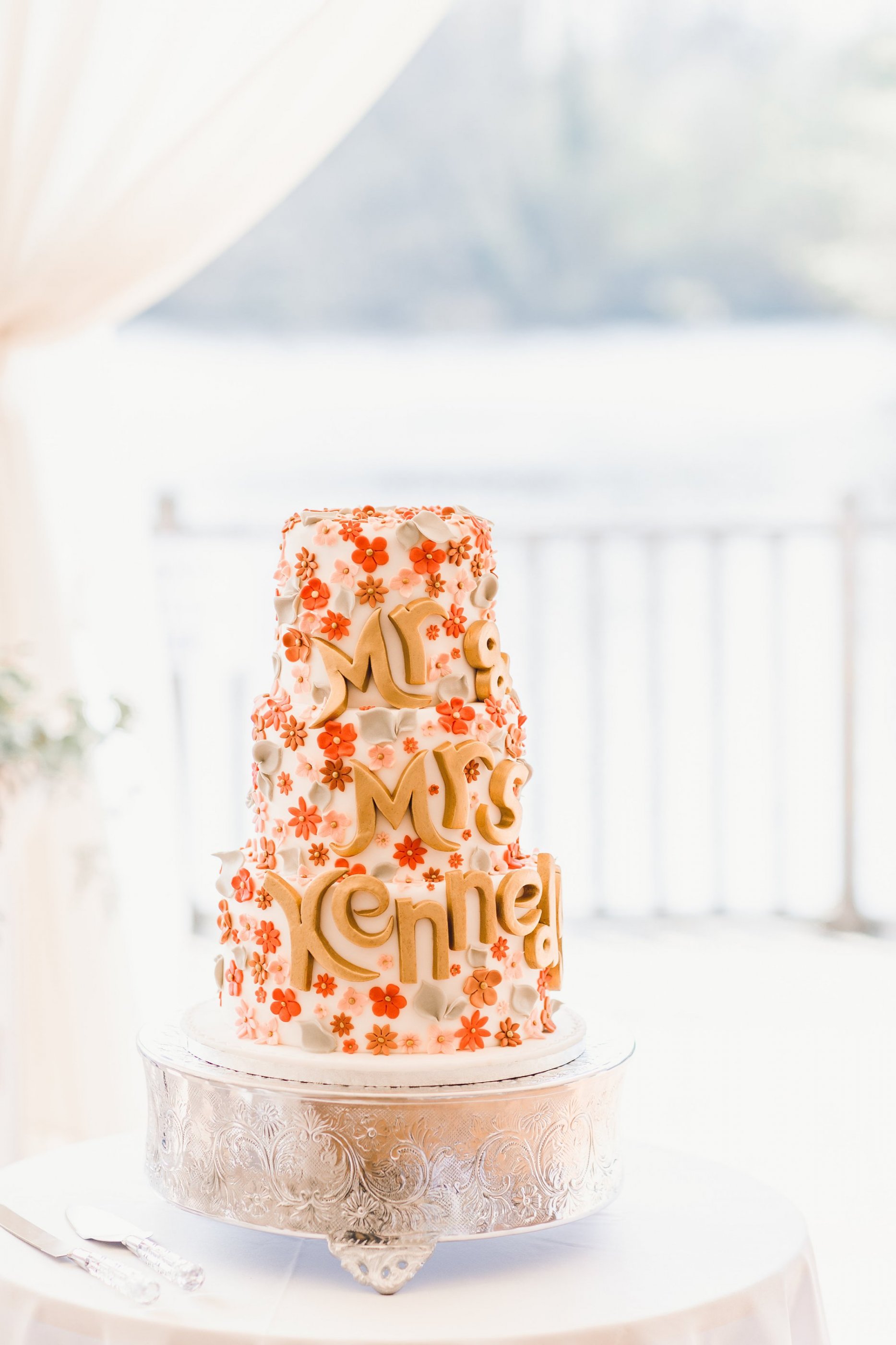 01 floral wedding cake