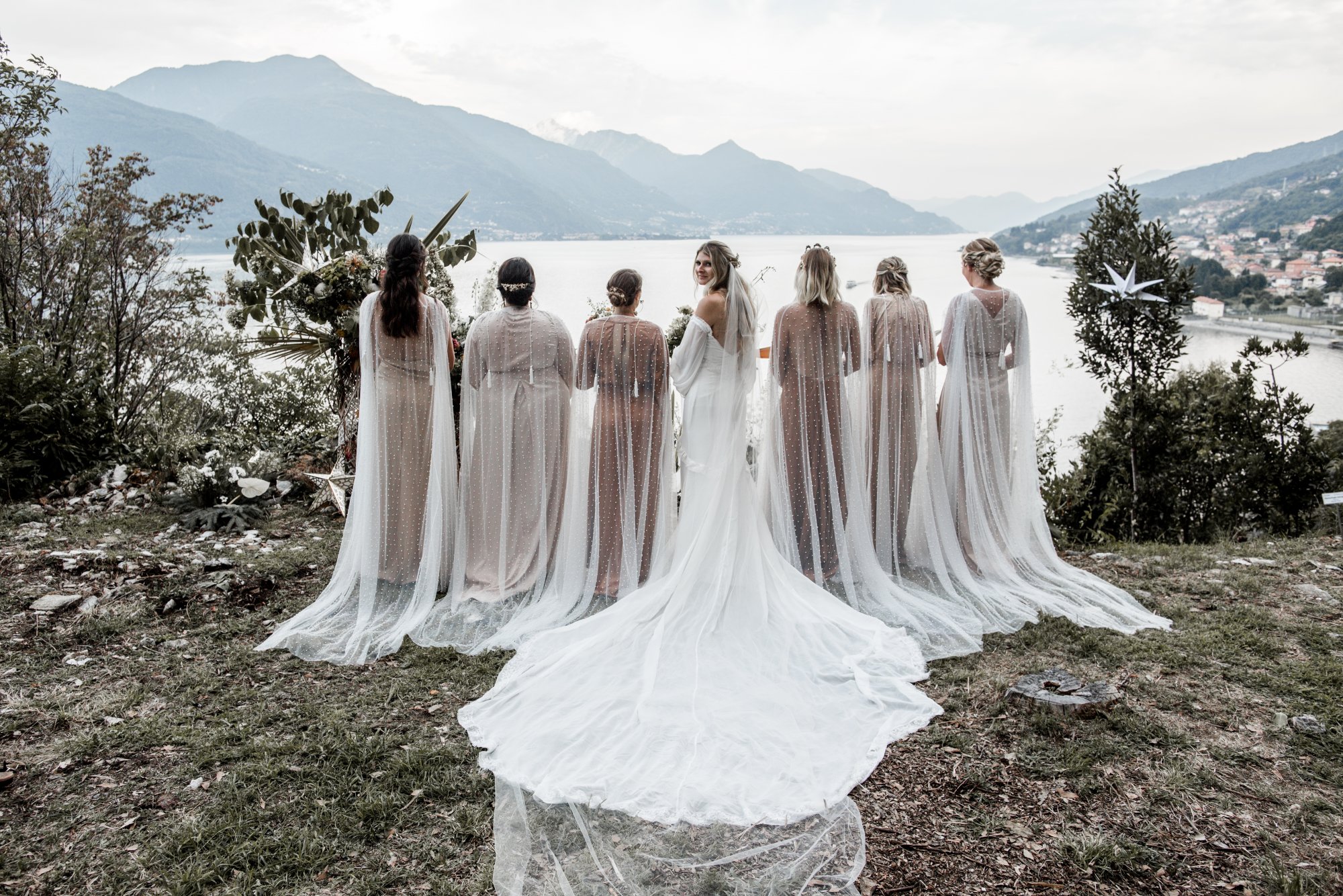 03 Daughters of Simone Lake Como boho free spirited wedding