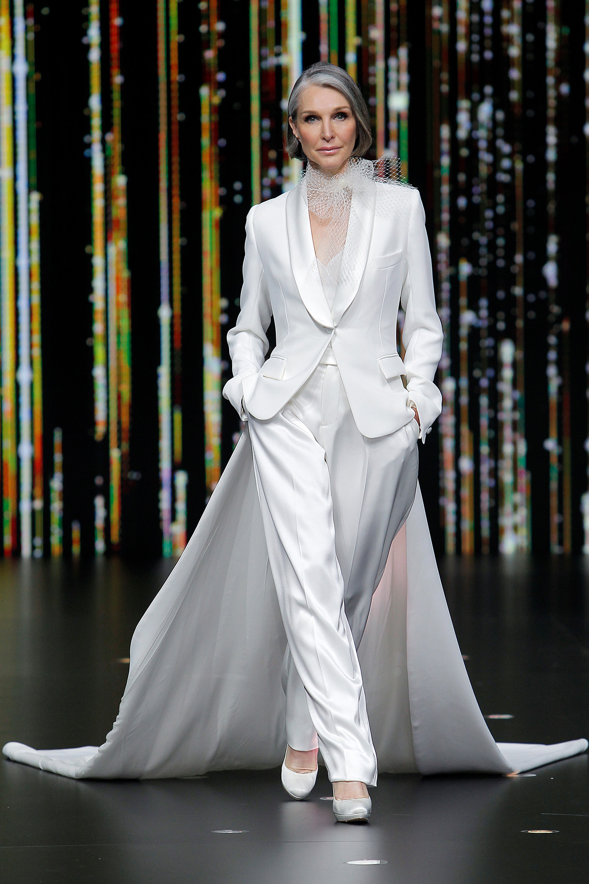 Pronovias 2019 2020 hotsell