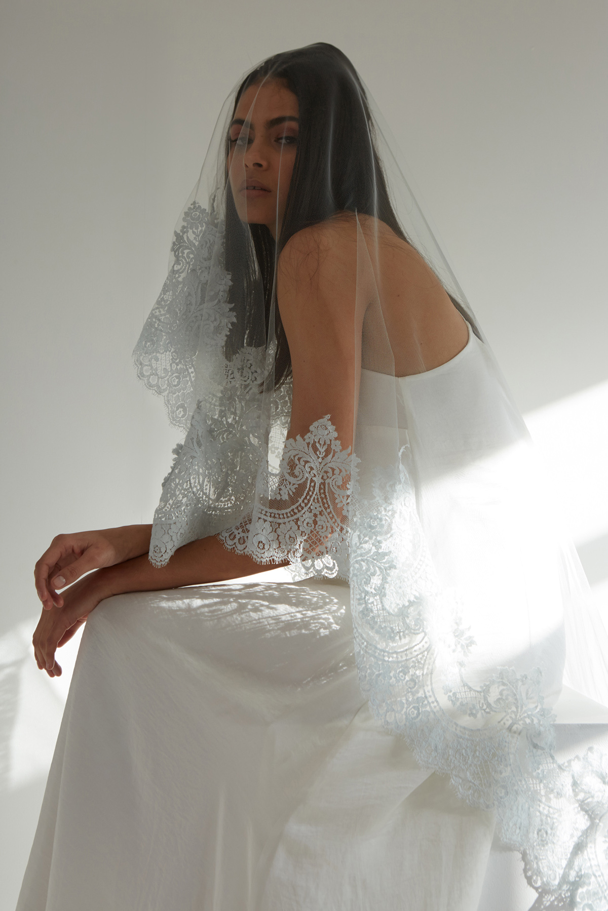 Ann Marie Faulkner modern wedding veils azul 2