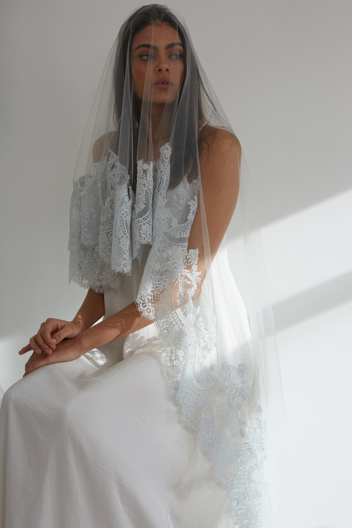 Ann Marie Faulkner modern wedding veils azul 4