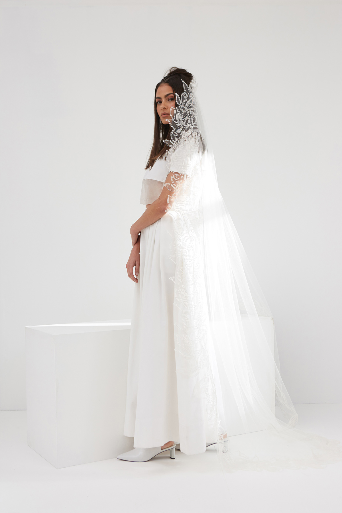 Ann Marie Faulkner modern wedding veils condessa 1