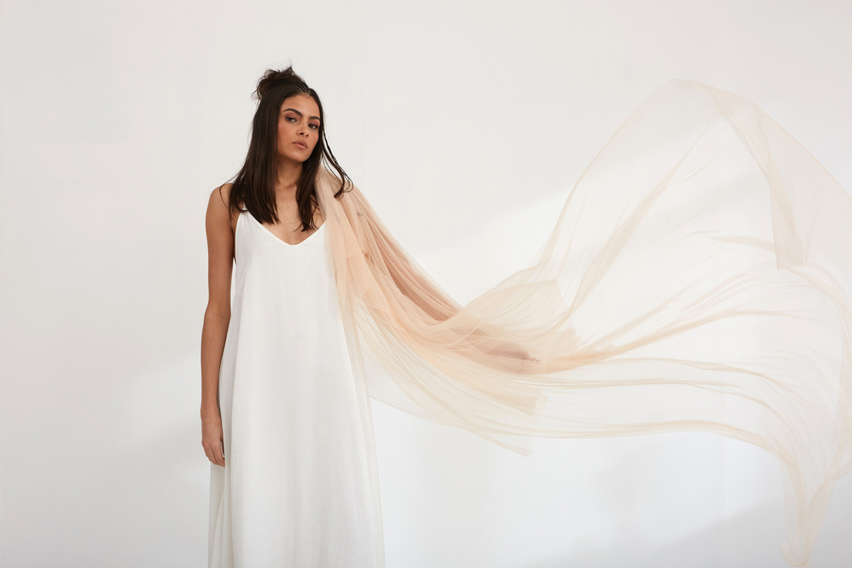 Ann Marie Faulkner modern wedding veils peaches 1
