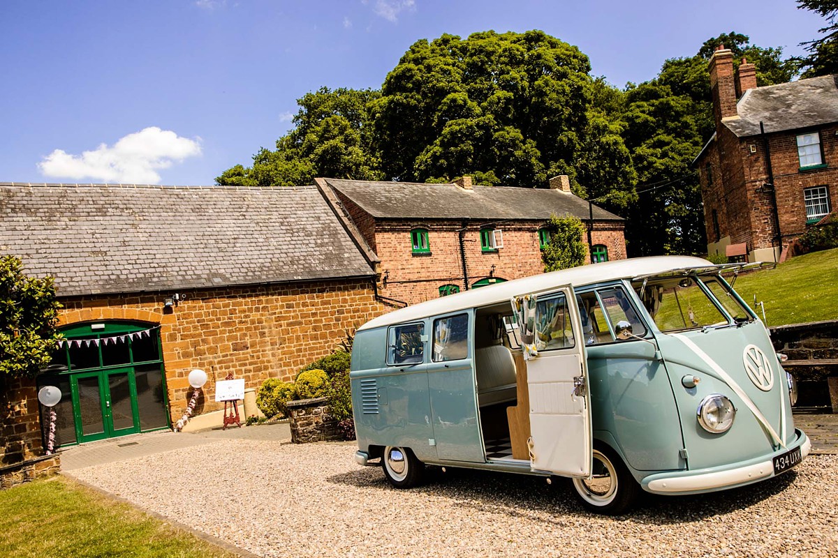 Indie Bride midsummer barn wedding 11