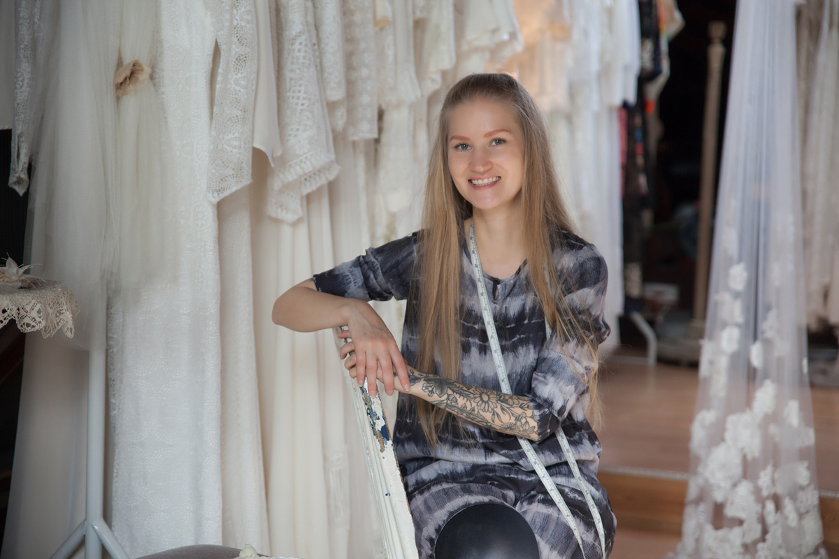 Indiebride London by Laura Viktualia Photography 12