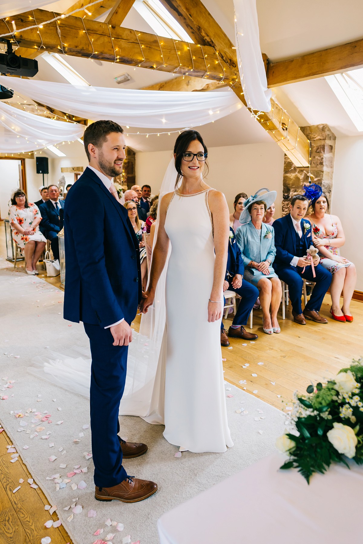 Pronovias bride in glasses 13