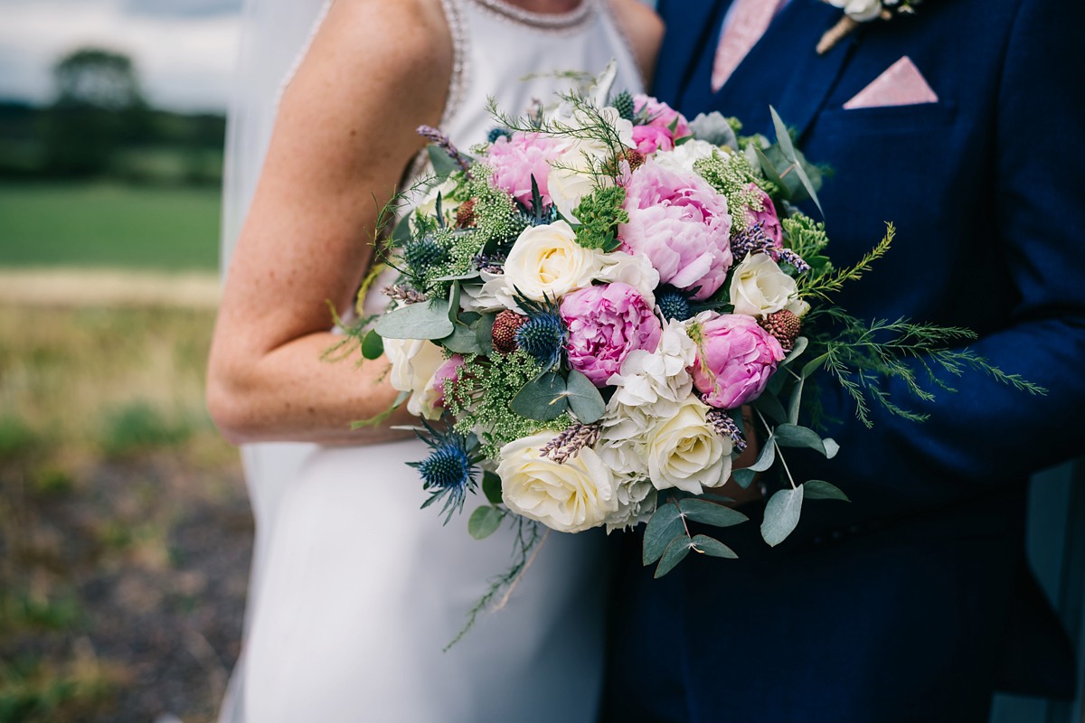 Pronovias bride in glasses 26