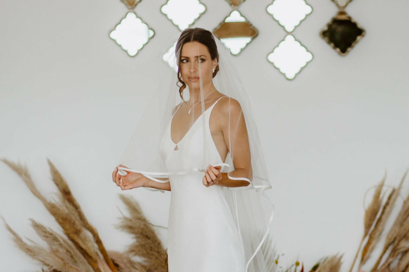 The wedding outlet veil shop