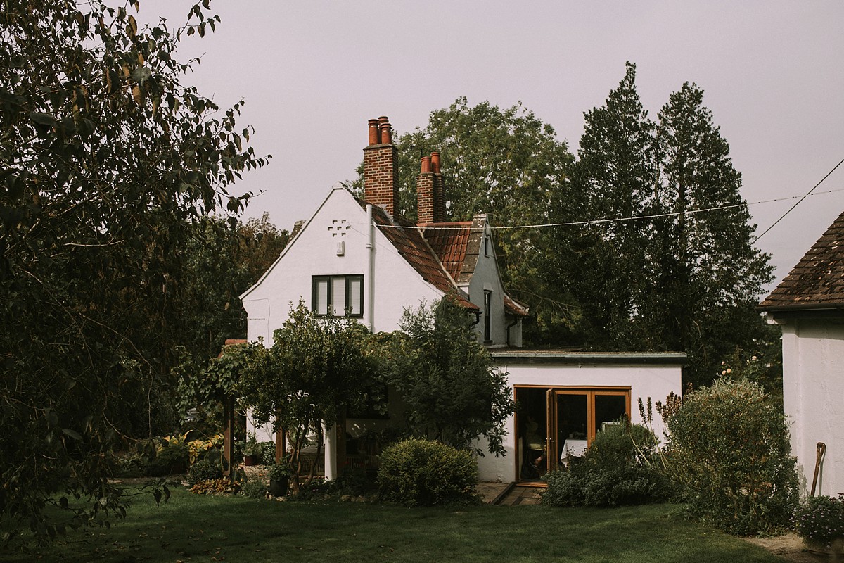 1920s Rembo Styling Rustic Barn Wedding Oxfordshire 4