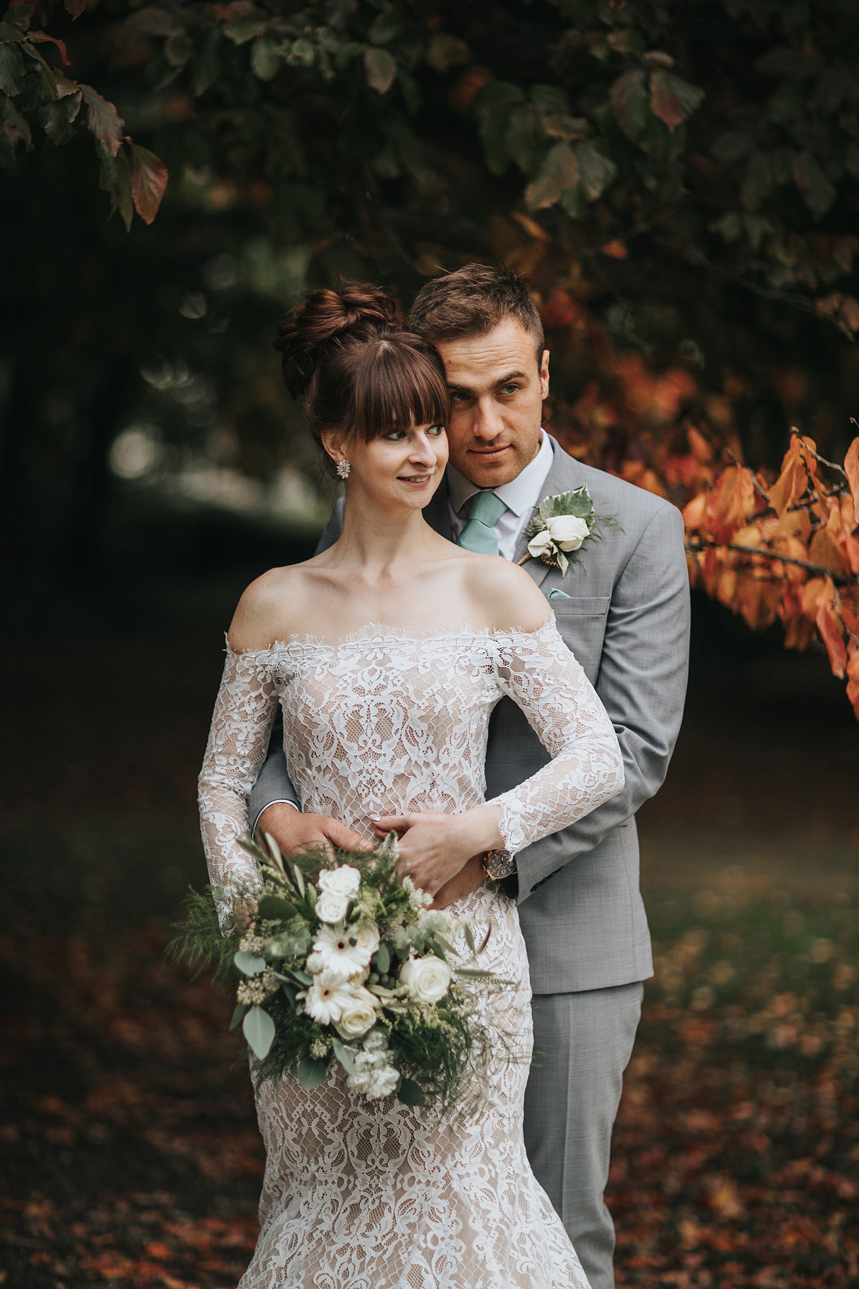 Elegant stately home September wedding 33