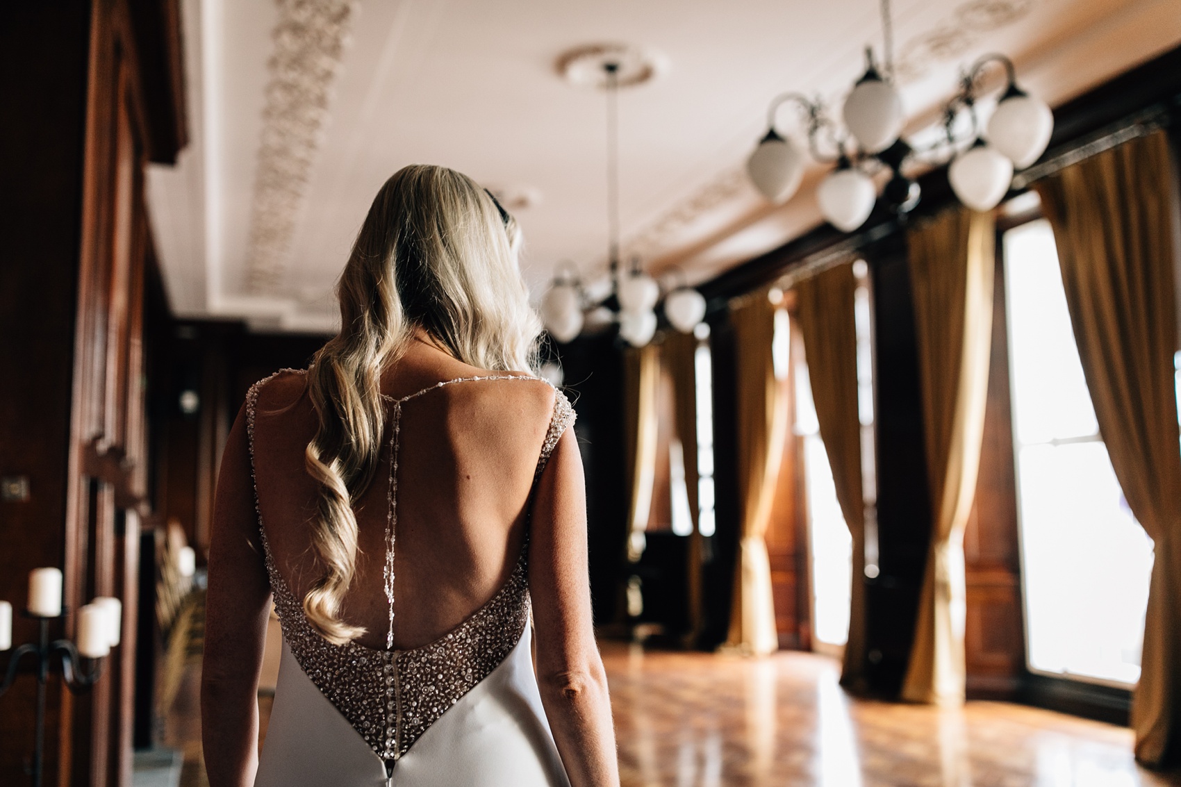 10 Maggie Sottero modern city wedding elegance