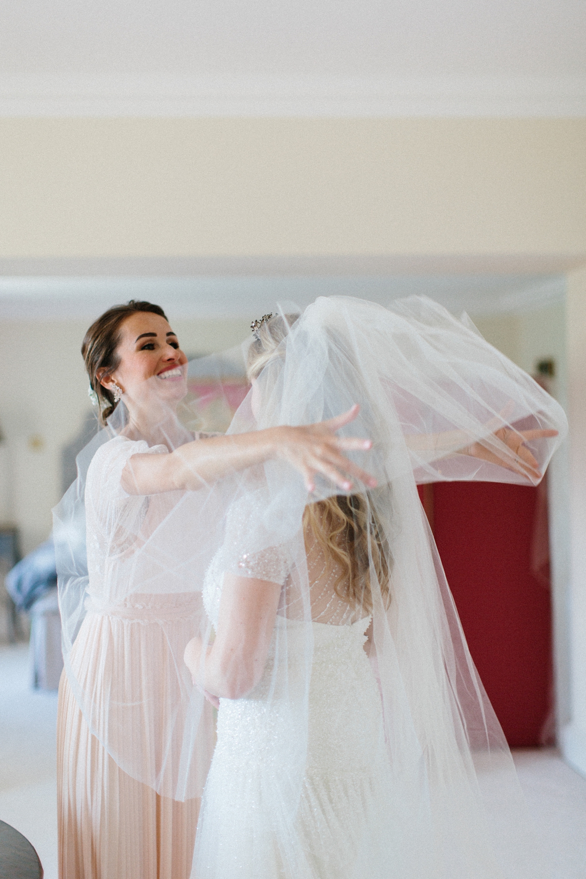 17.Jenny Packham bride Alnwick Castle wedding