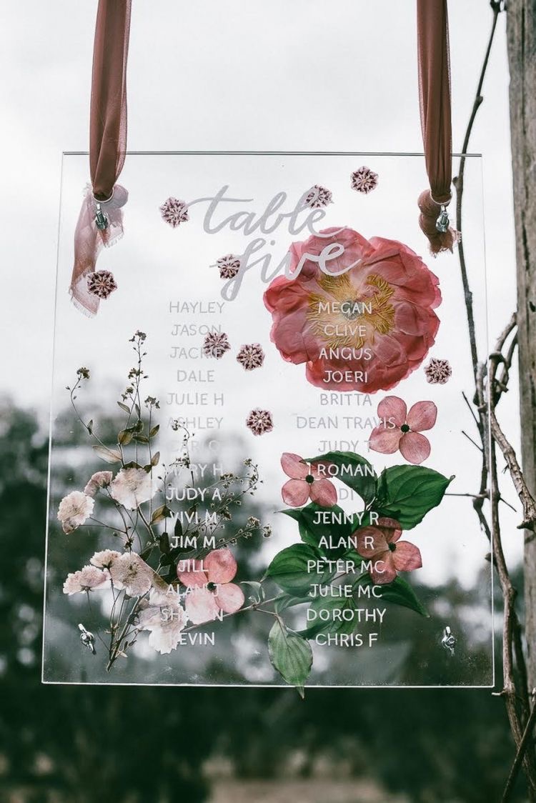 Acrylic 3 wedding table seating plan ideas