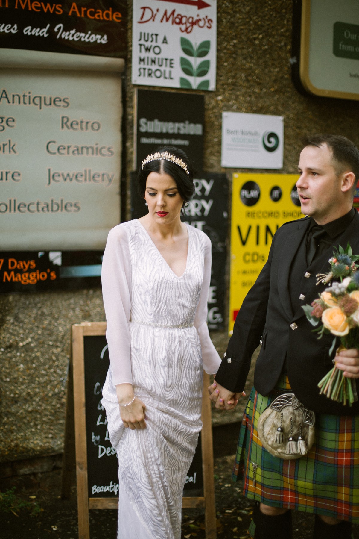 Small stylish intimate Scottish wedding 11