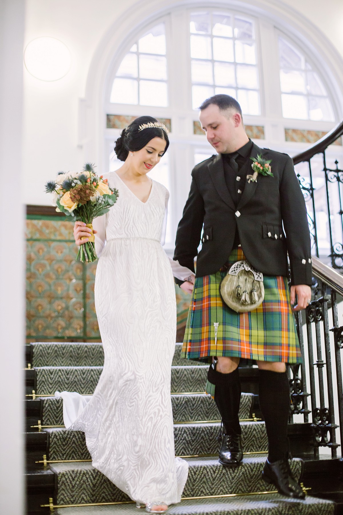 Small stylish intimate Scottish wedding 4
