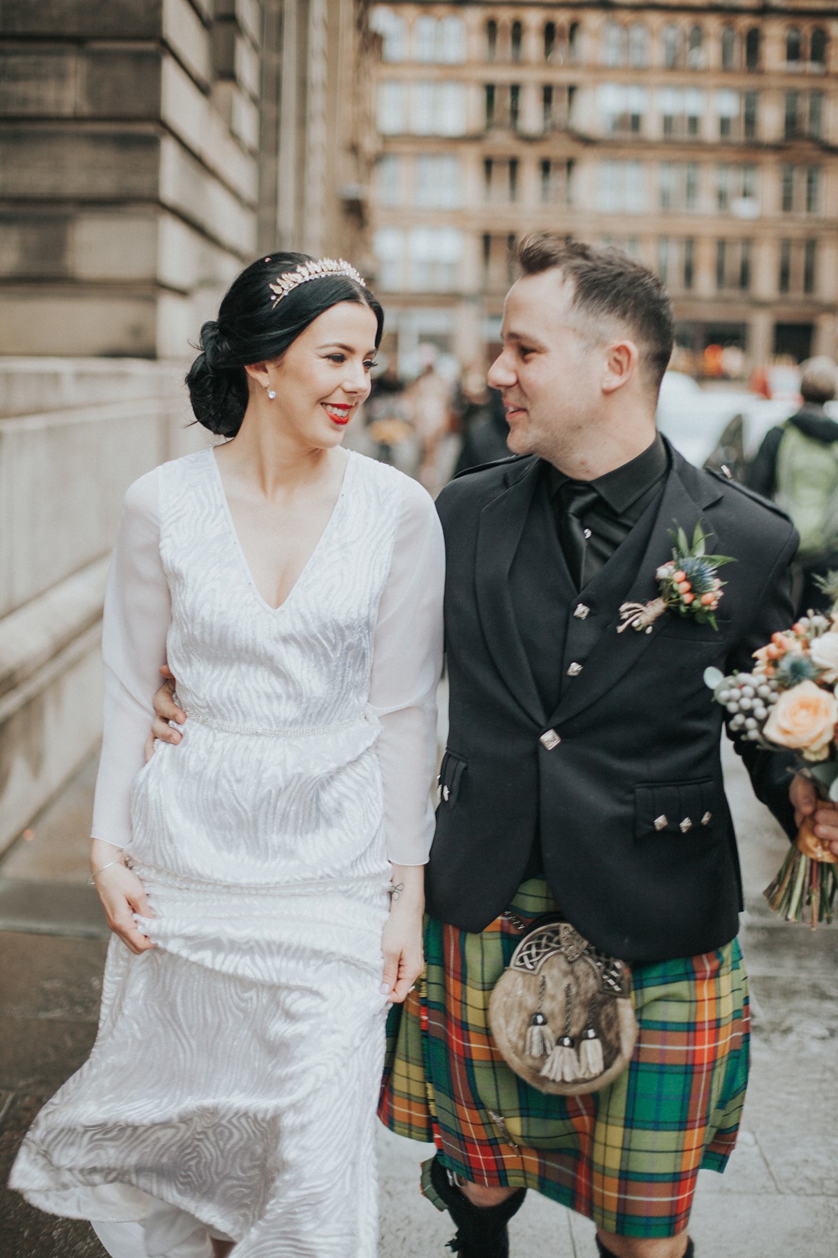 Small stylish intimate Scottish wedding 6