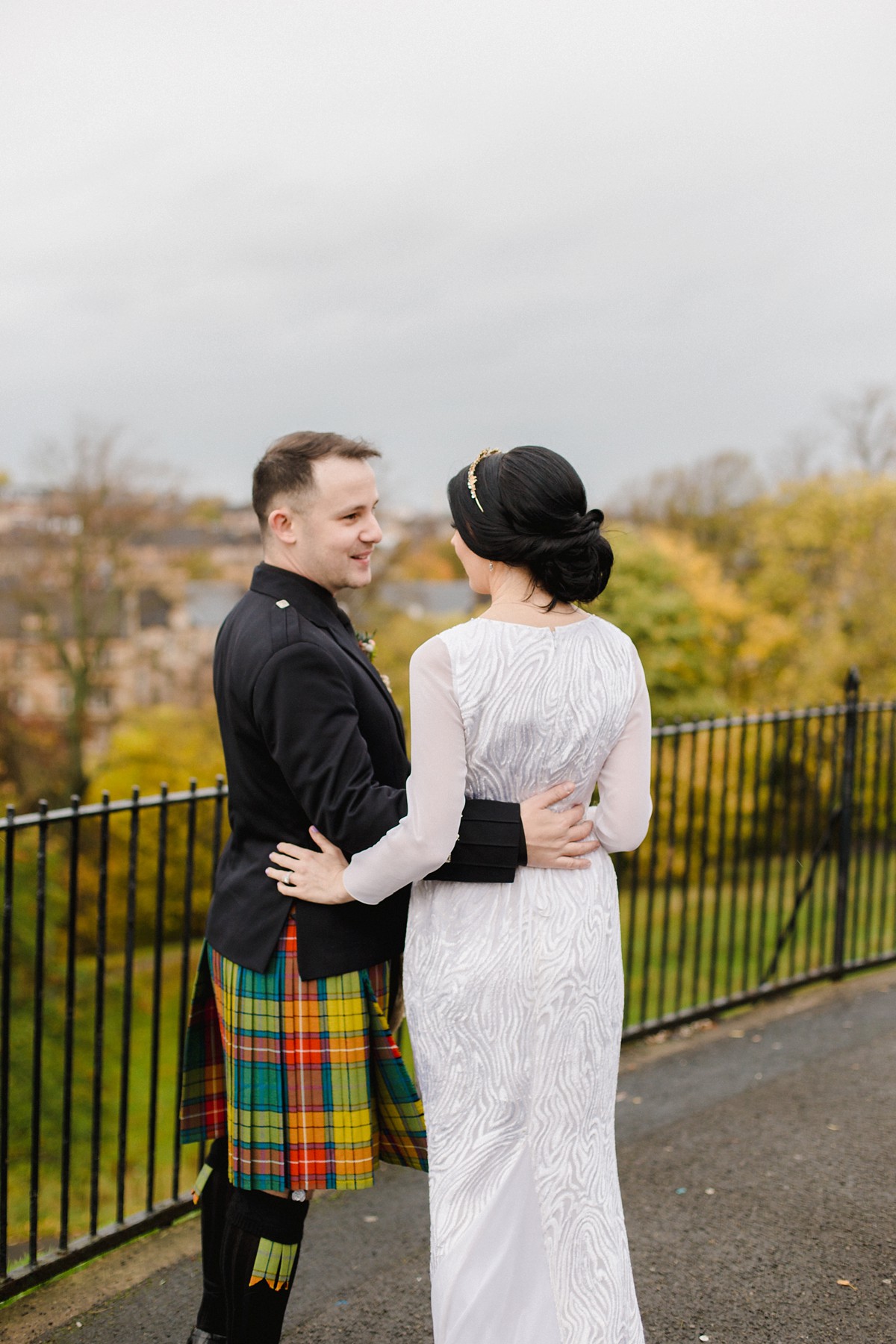 Small stylish intimate Scottish wedding 8