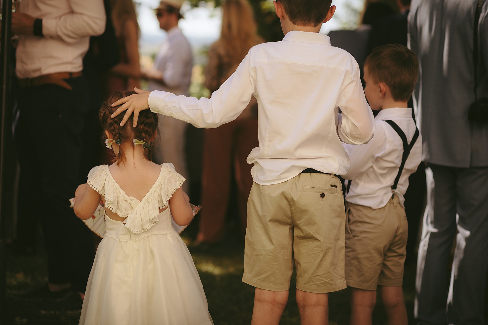 45 Pool party wedding France Chateau de Lartigolle