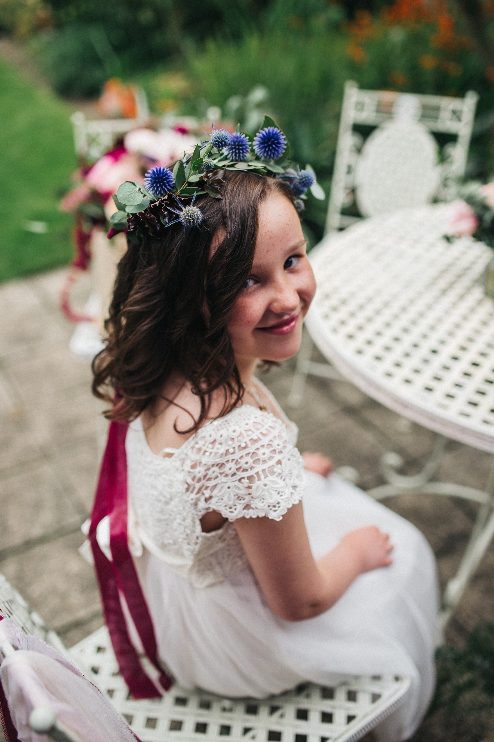 Martina Liana bride colourful flowers Summer wedding 5