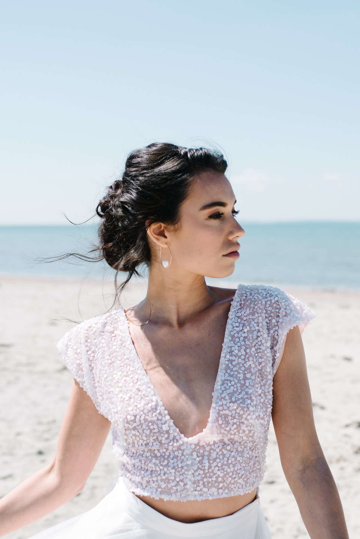 Romantic elegant beach bride 26