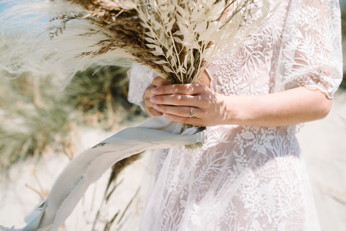 Romantic elegant beach bride 32