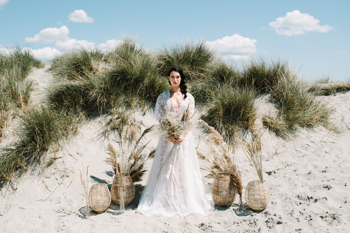 Romantic elegant beach bride 33