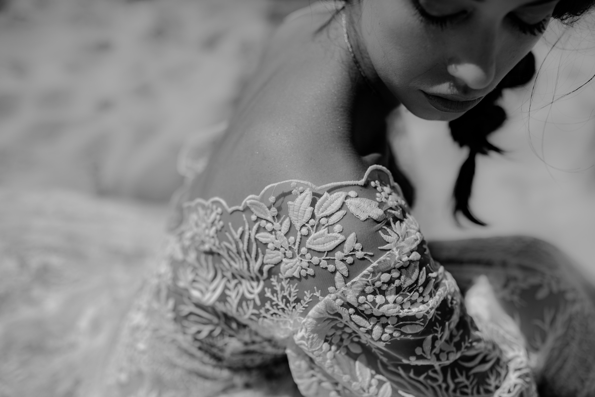 Romantic elegant beach bride 34