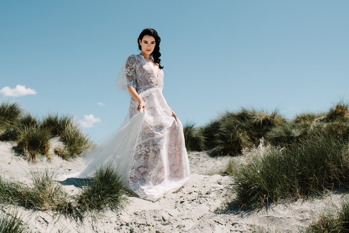 Romantic elegant beach bride 37