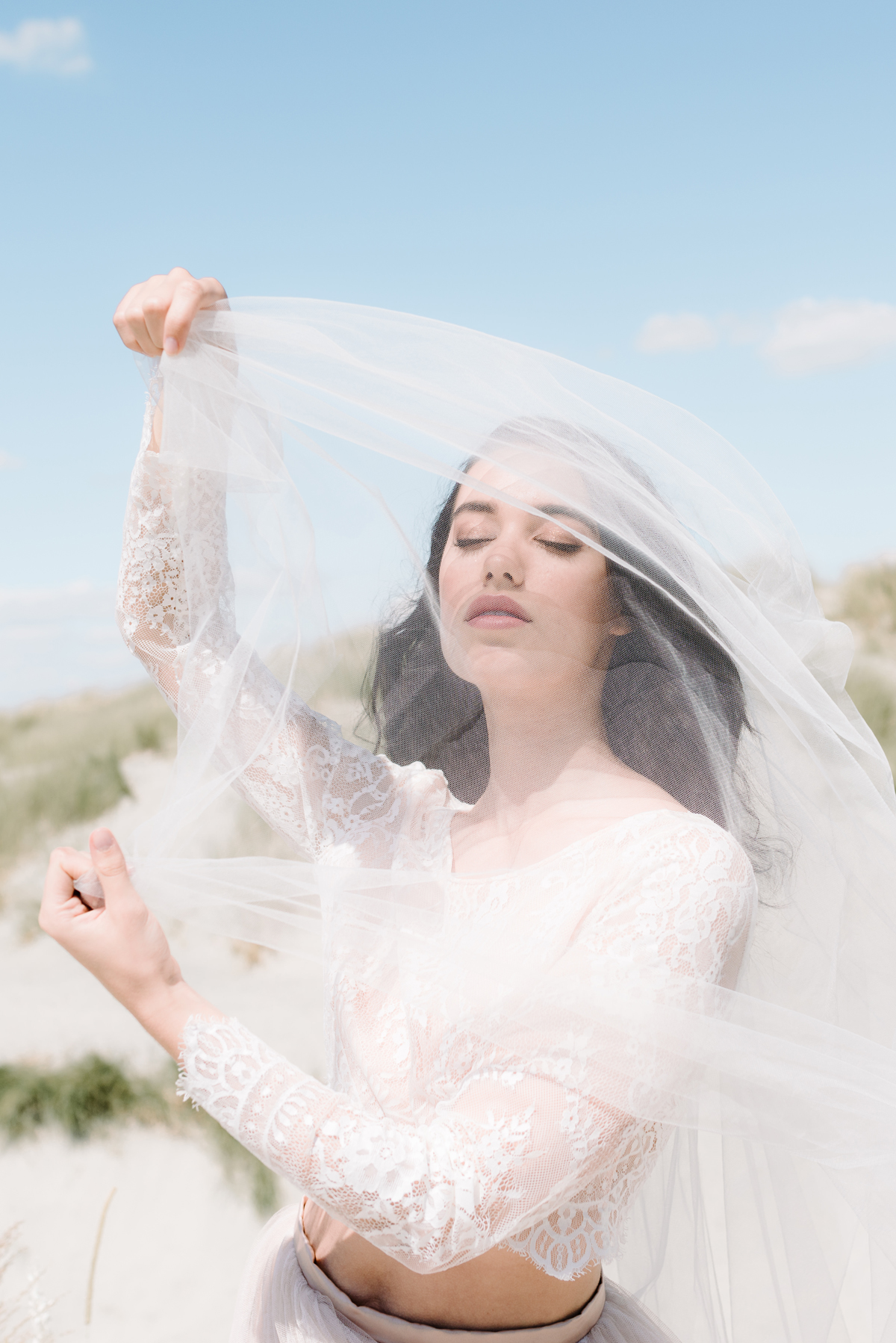 Romantic elegant beach bride 42