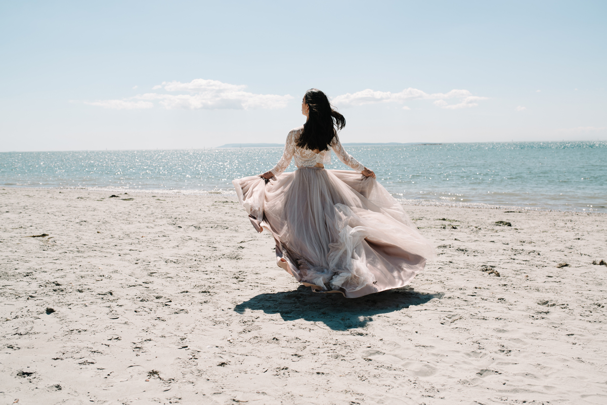 Romantic elegant beach bride 61