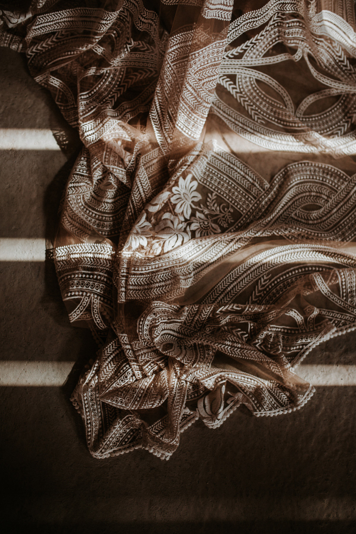 Spanish bohemian floral bride 9