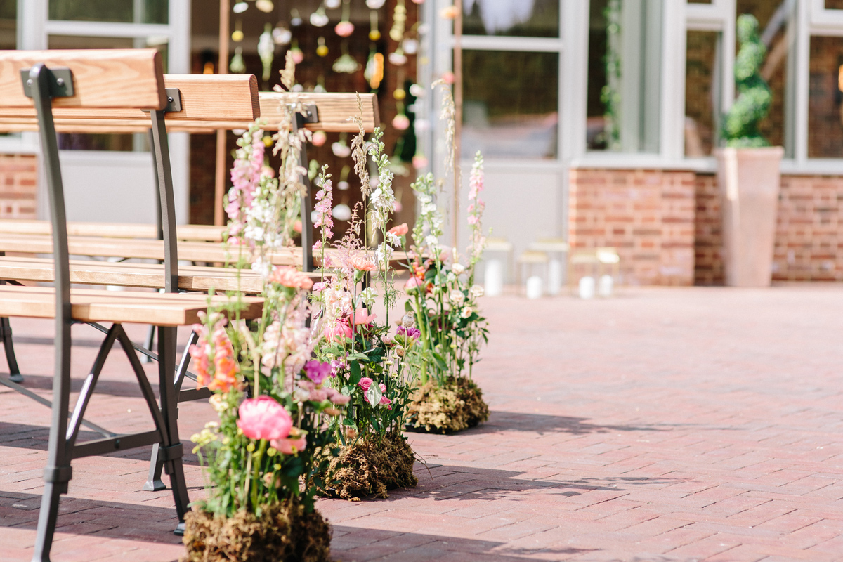 Syrencot wedding venue Wiltshire wild romantic bridal style 10