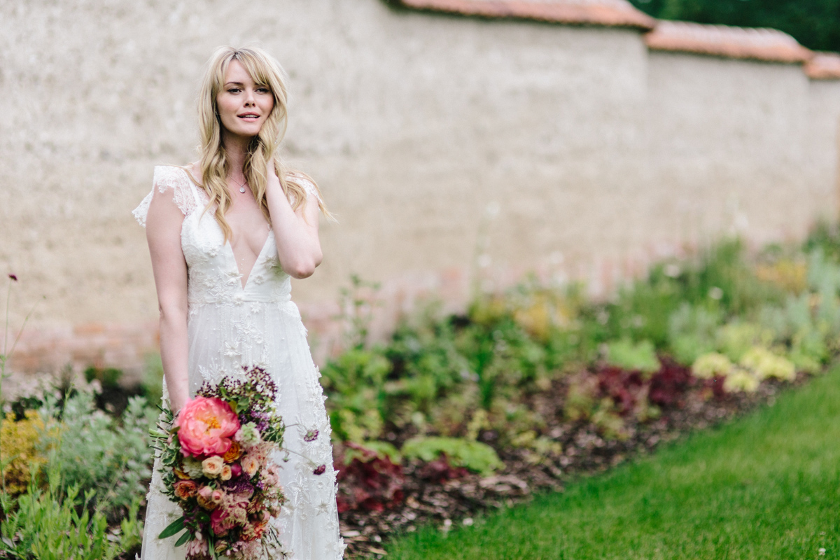 Syrencot wedding venue Wiltshire wild romantic bridal style 163