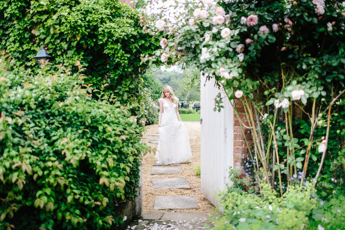 Syrencot wedding venue Wiltshire wild romantic bridal style 200