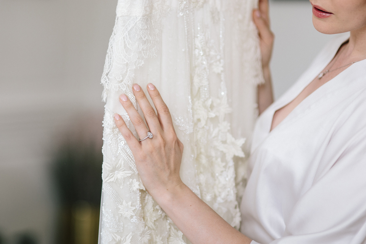 Syrencot wedding venue Wiltshire wild romantic bridal style 38