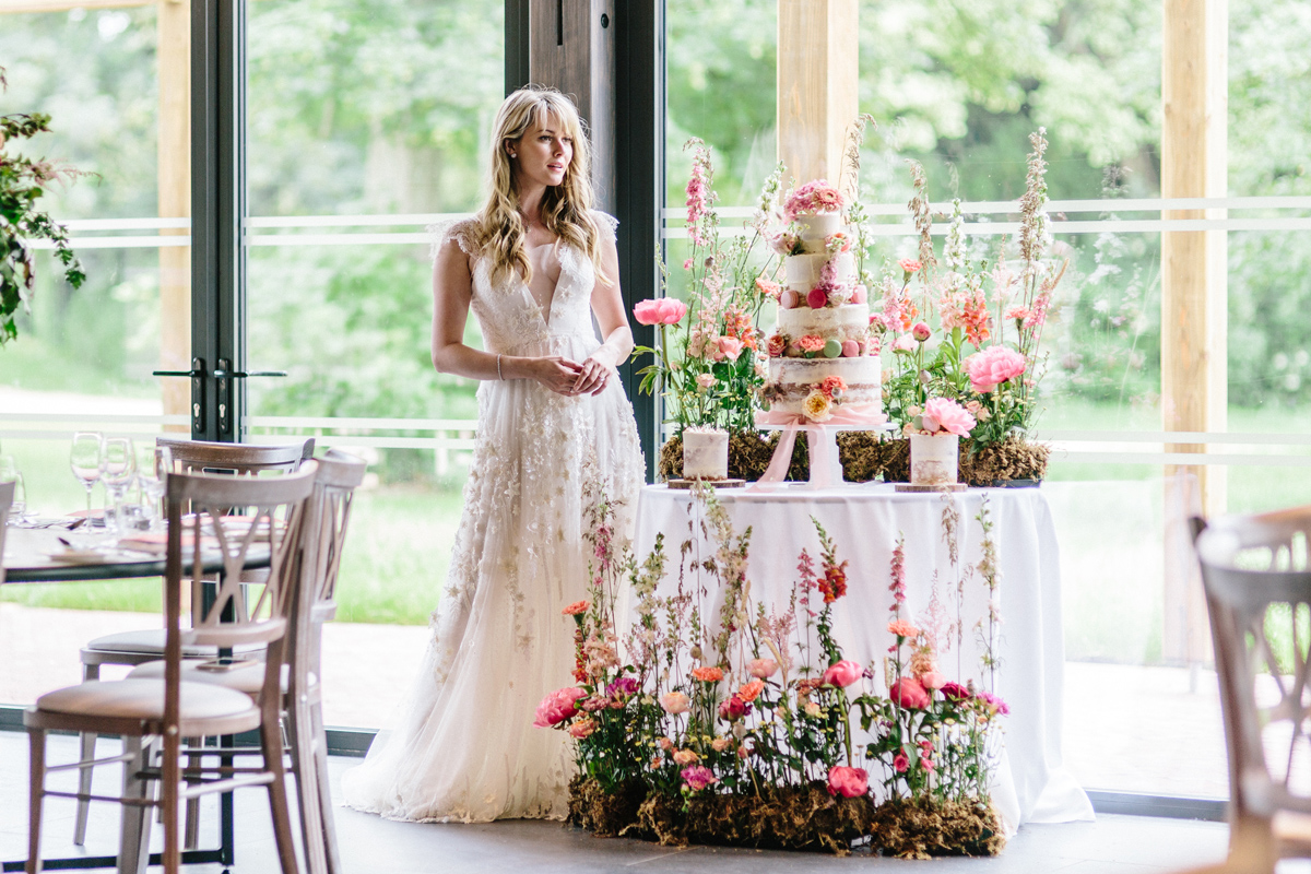 Syrencot wedding venue Wiltshire wild romantic bridal style 95 1