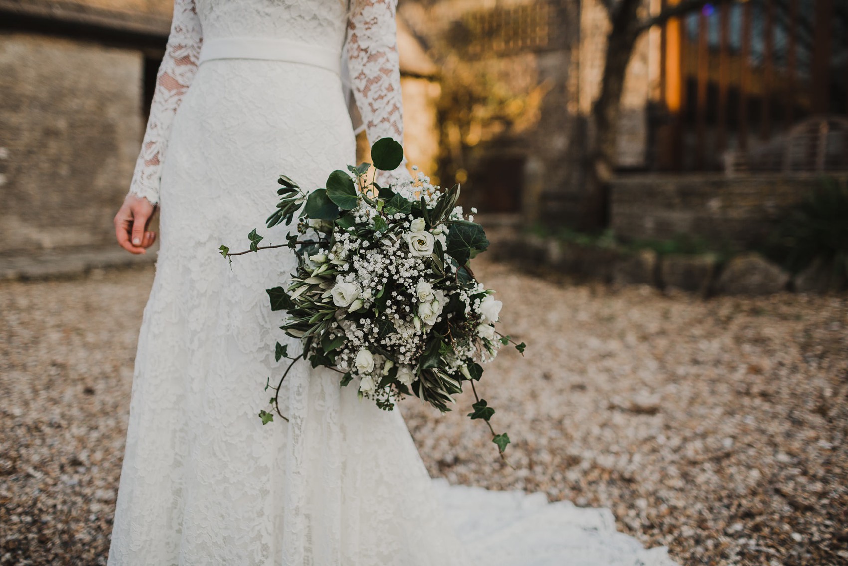  Romantic winter barn wedding - An Italian Inspired Winter Barn Wedding in Dorset, in Shades of Green and White