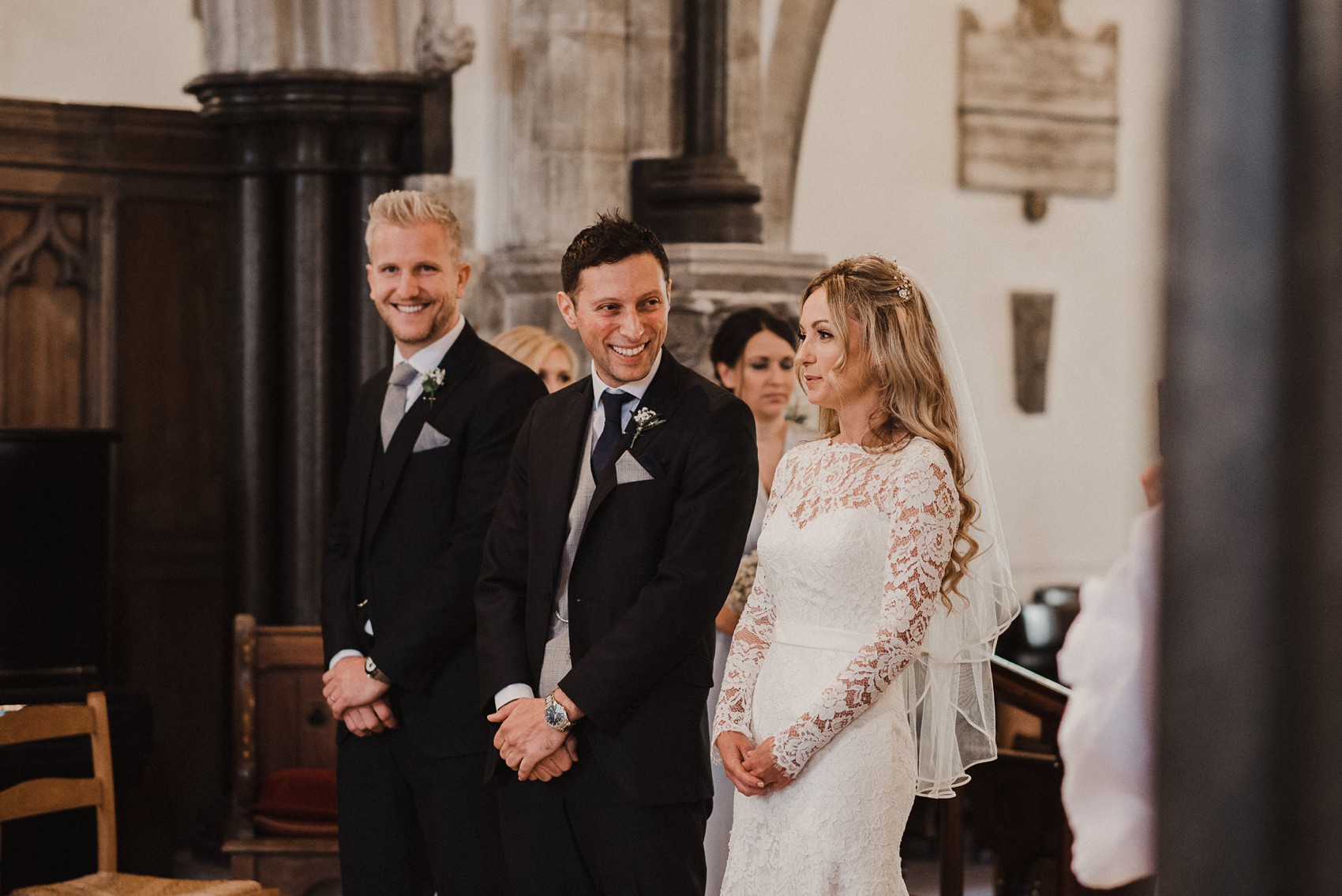 27 Romantic winter barn wedding