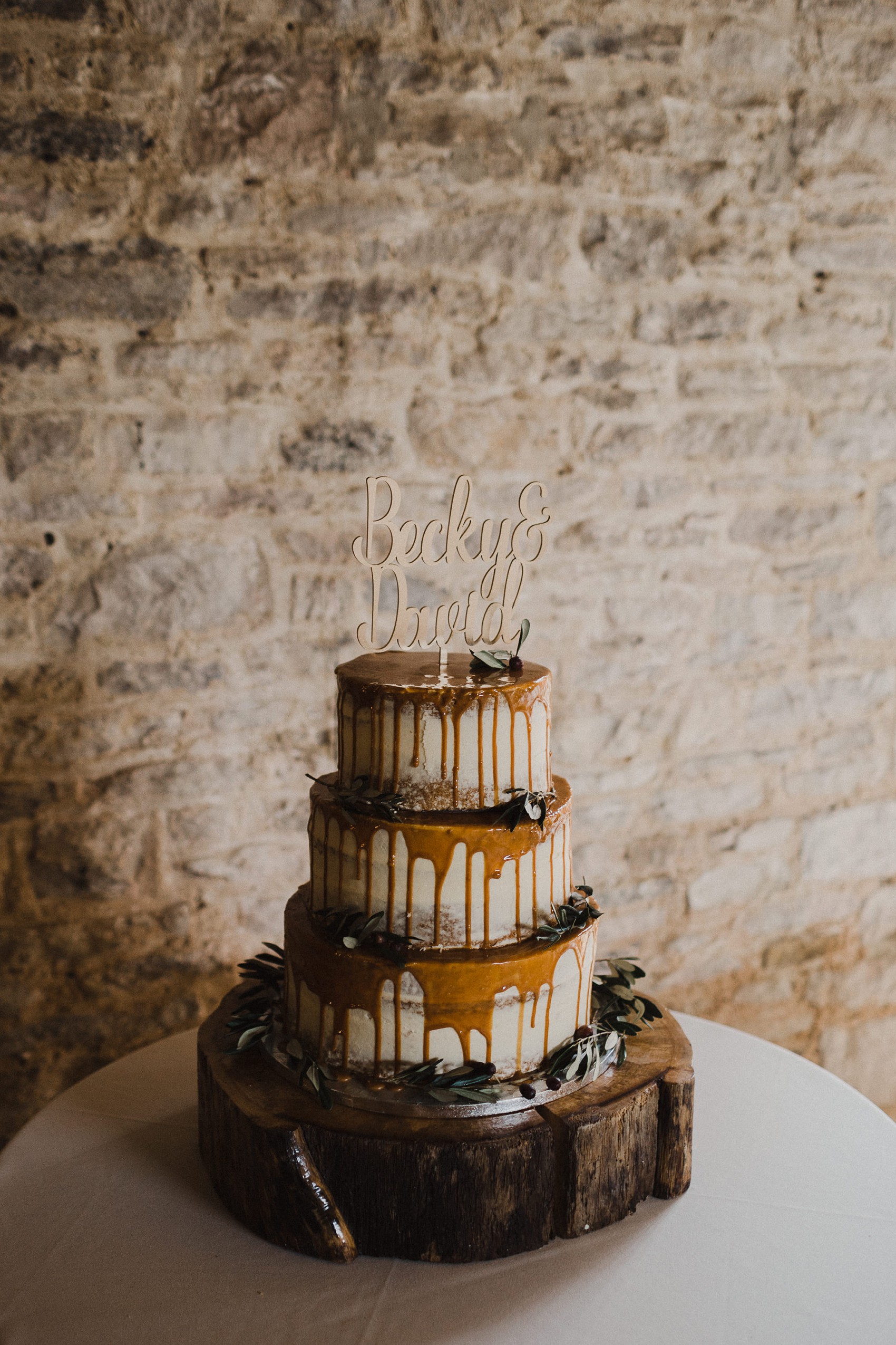 45 Romantic winter barn wedding