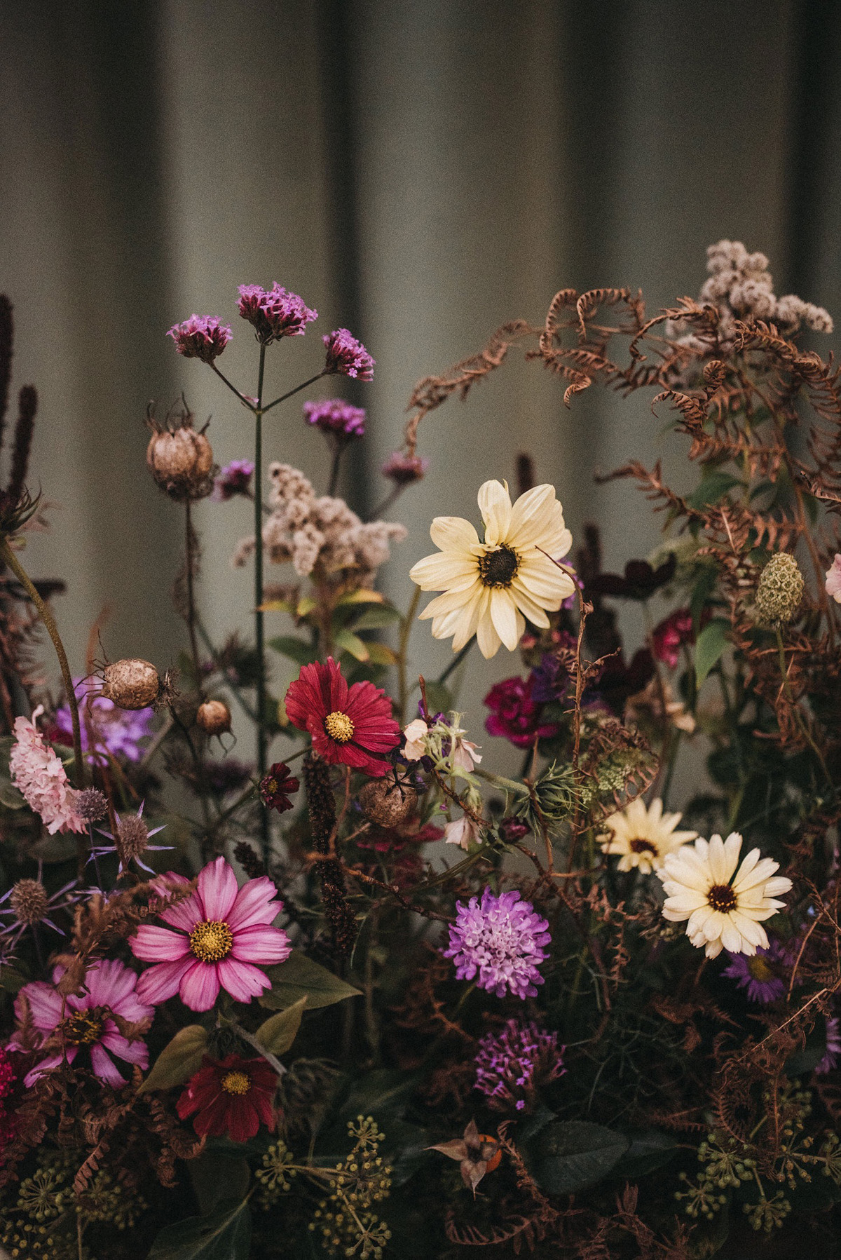 7 Autumn Wedding Flowers