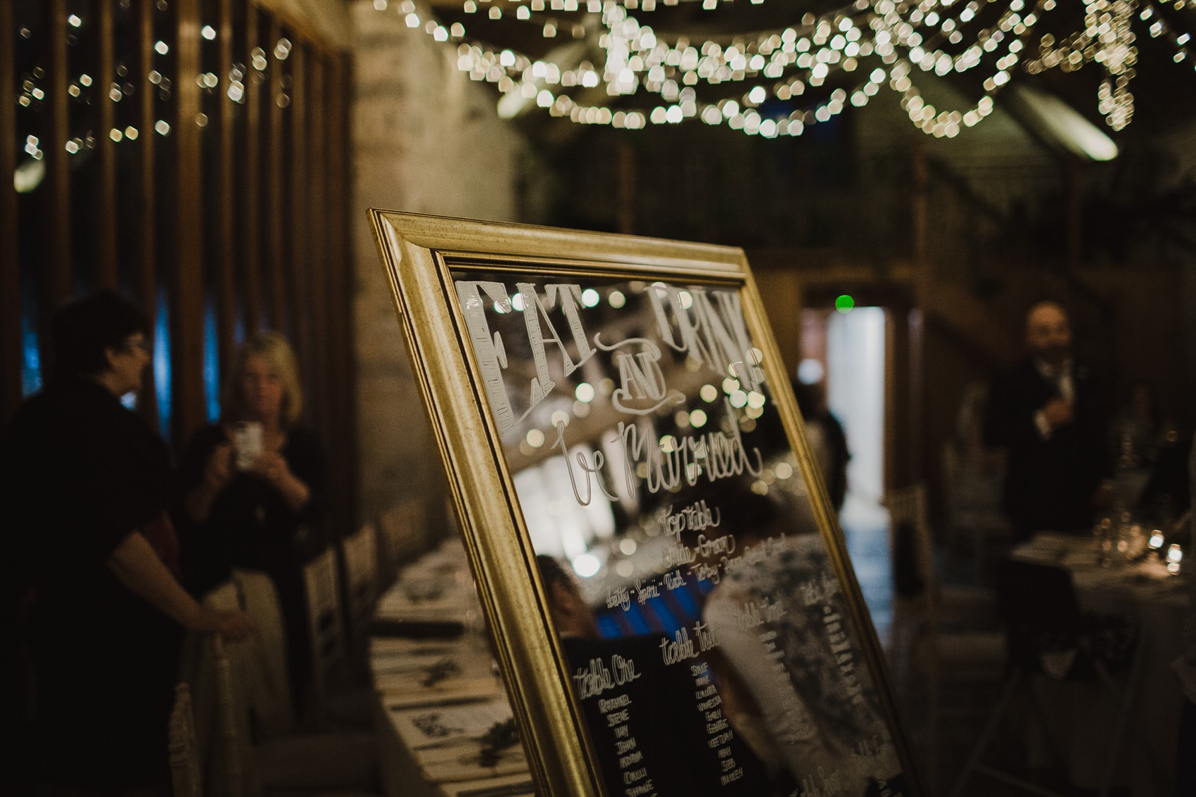 8 Romantic winter barn wedding