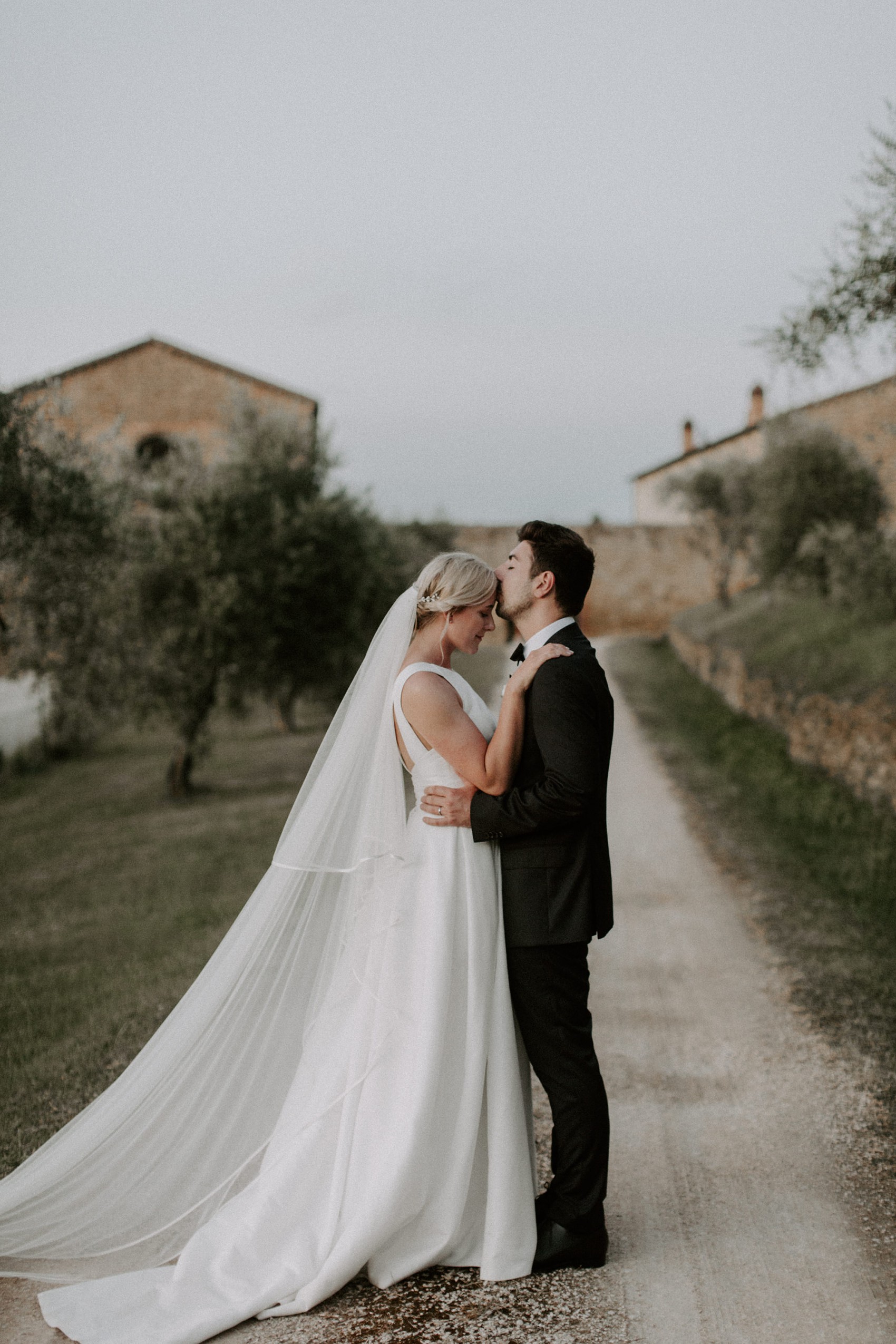 Jesus Peiro bride authentic Italian wedding 47 - Jesus Peiro Elegance for a Black Tie Italian Wedding In The Umbrian Hills Jesus Peiro bride authentic Italian wedding 47