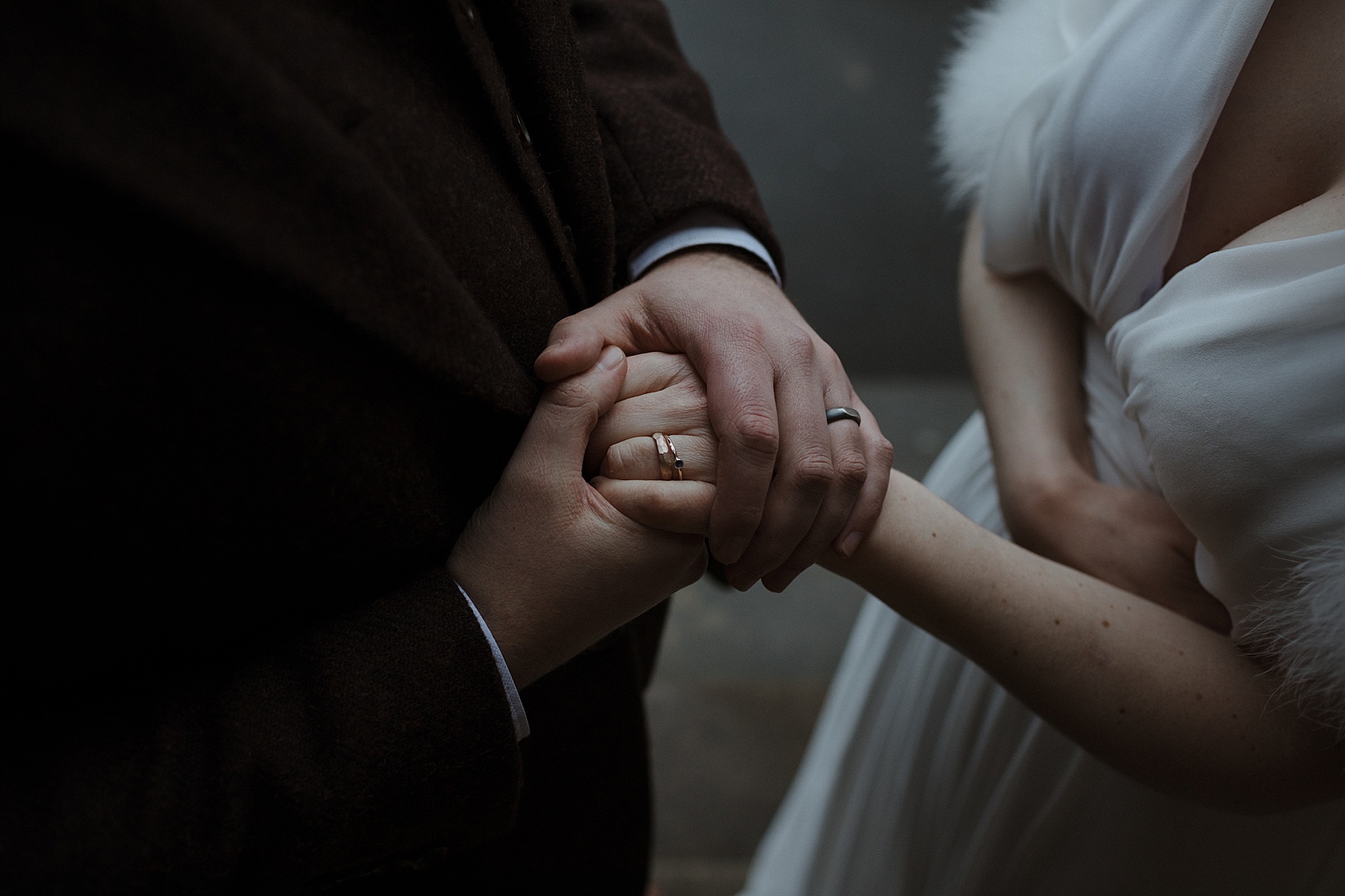1920s bride Glasgow city wedding 27 - A 1920s Inspired Bride and her Fun and Informal Glasgow City Centre Wedding 1920s bride Glasgow city wedding 27