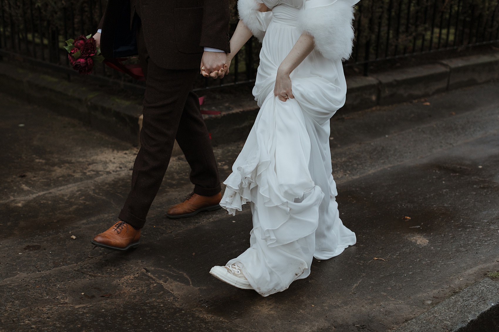 1920s bride Glasgow city wedding 32 - A 1920s Inspired Bride and her Fun and Informal Glasgow City Centre Wedding 1920s bride Glasgow city wedding 32